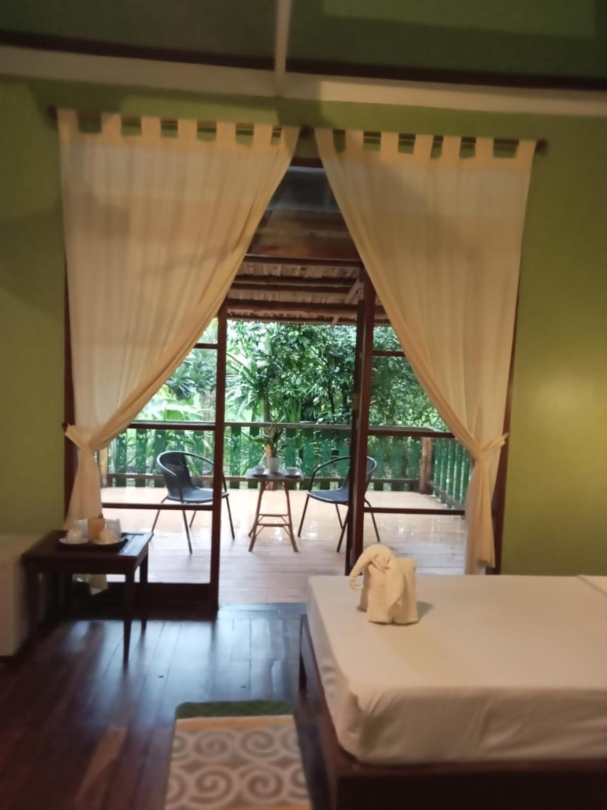 Sala Done Khone Hotel Ban Khon Exterior photo